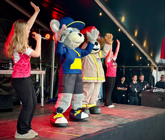 Bjørnis og Ulrik Show på Hagefesten